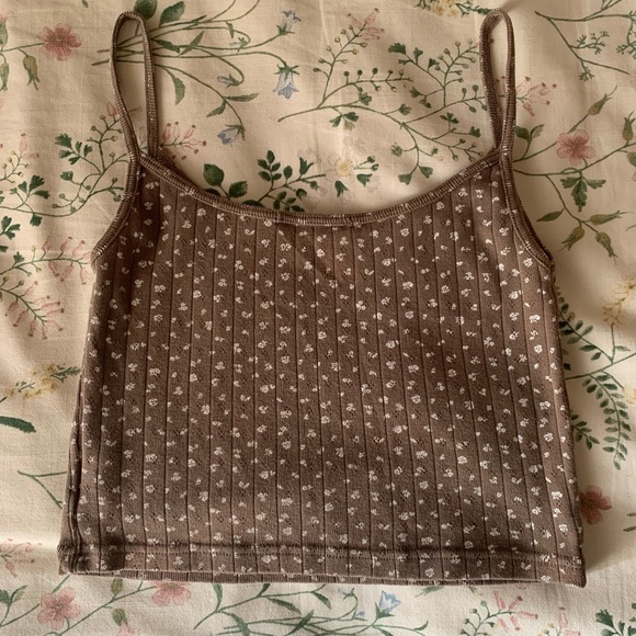 Brandy Melville Brown floral cropped tank - Picture 2 of 2